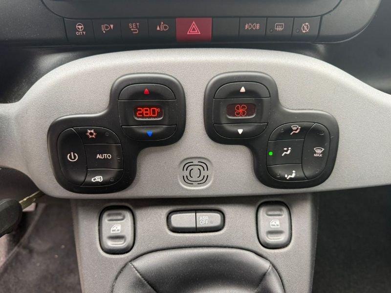 FIAT Panda 1.0 FireFly S&S Hybrid City Cross