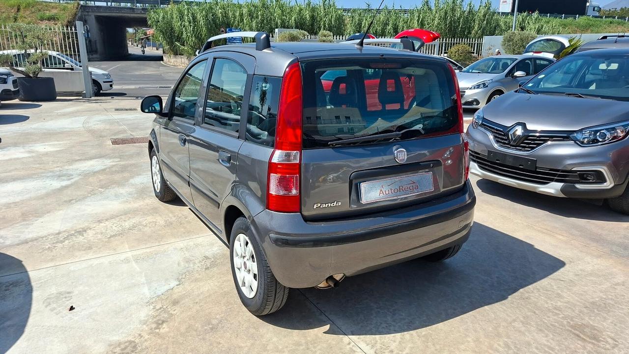 Fiat Panda 1.2 BENZINA 2011 aria condizionata
