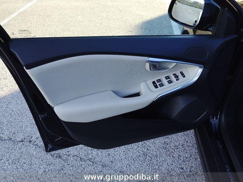 Volvo V40 Cross Country V40 II 2012 Cross Country Dies 1.6 d2 Momentum