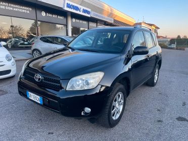 Toyota RAV 4 RAV4 2.2 D-4D 136 CV Sol