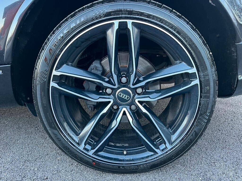 Audi Q7 3.0 V6 TDI 233CV quattro tiptronic S-LINE