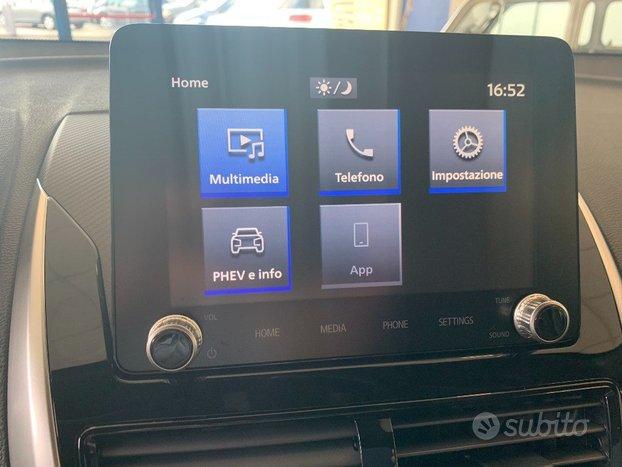 MITSUBISHI Eclipse Cross 2.4 MIVEC 4WD PHEV Inst