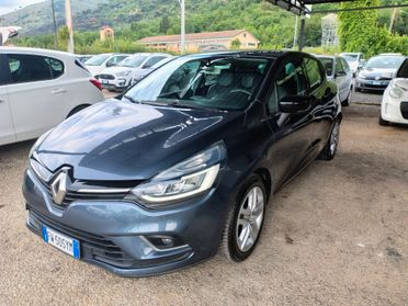 Renault Clio TCe 12V 90 CV 5 porte Moschino Life
