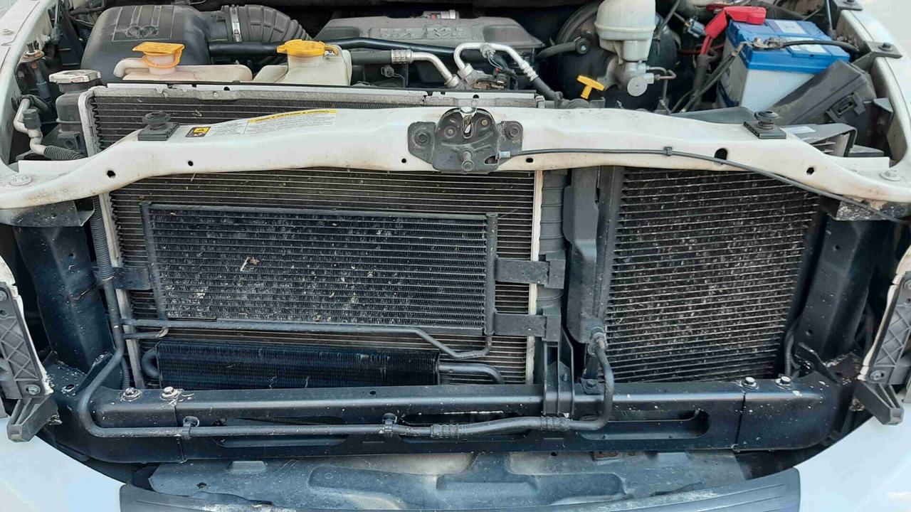 Dodge RAM 1500 Hemi 5.7 anno 2007 motore fuso