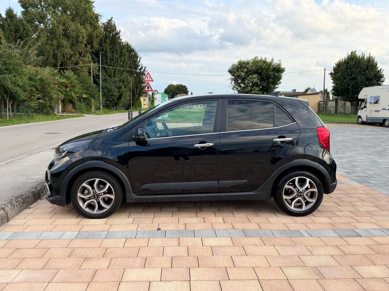 Kia Picanto 1.0 12V 5 porte AMT X Line automatico
