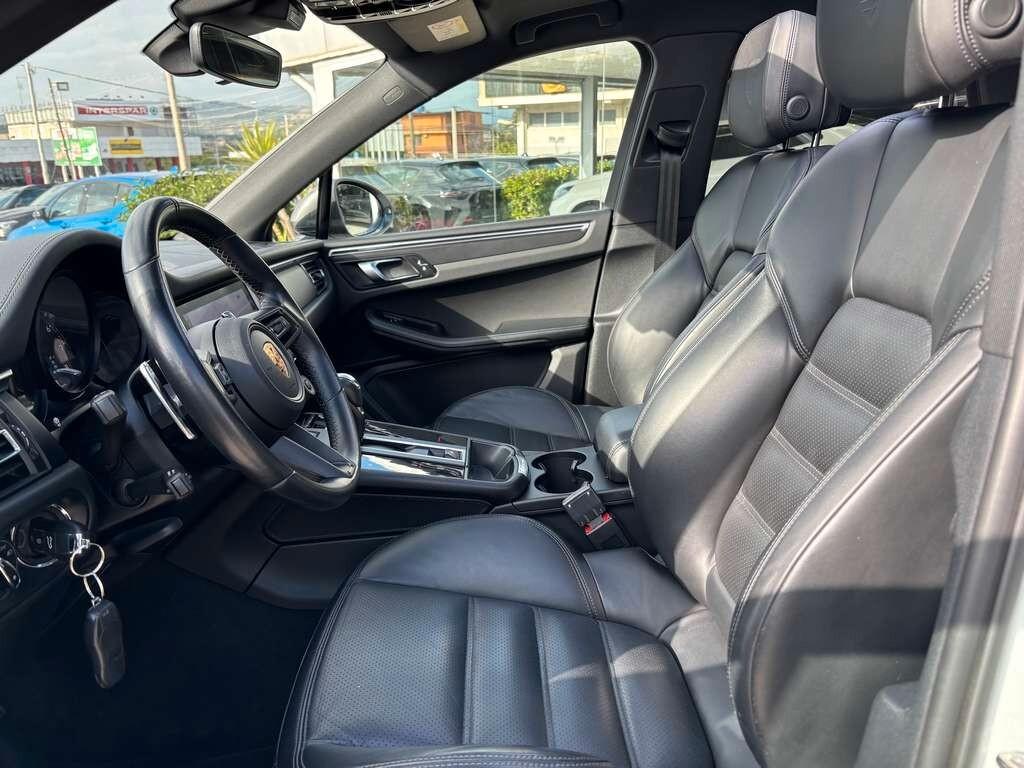 Porsche Macan 2.0 T 2022/ KM 54.000 Tua a soli 619 Euro al mese