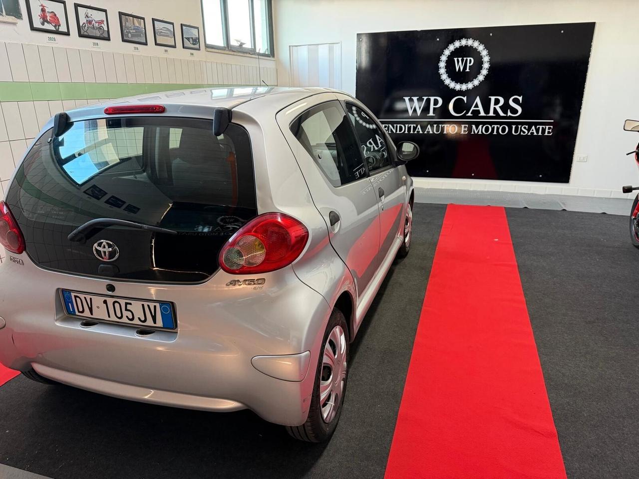 Toyota Aygo 1.0 12V VVT-i 5 porte Sol