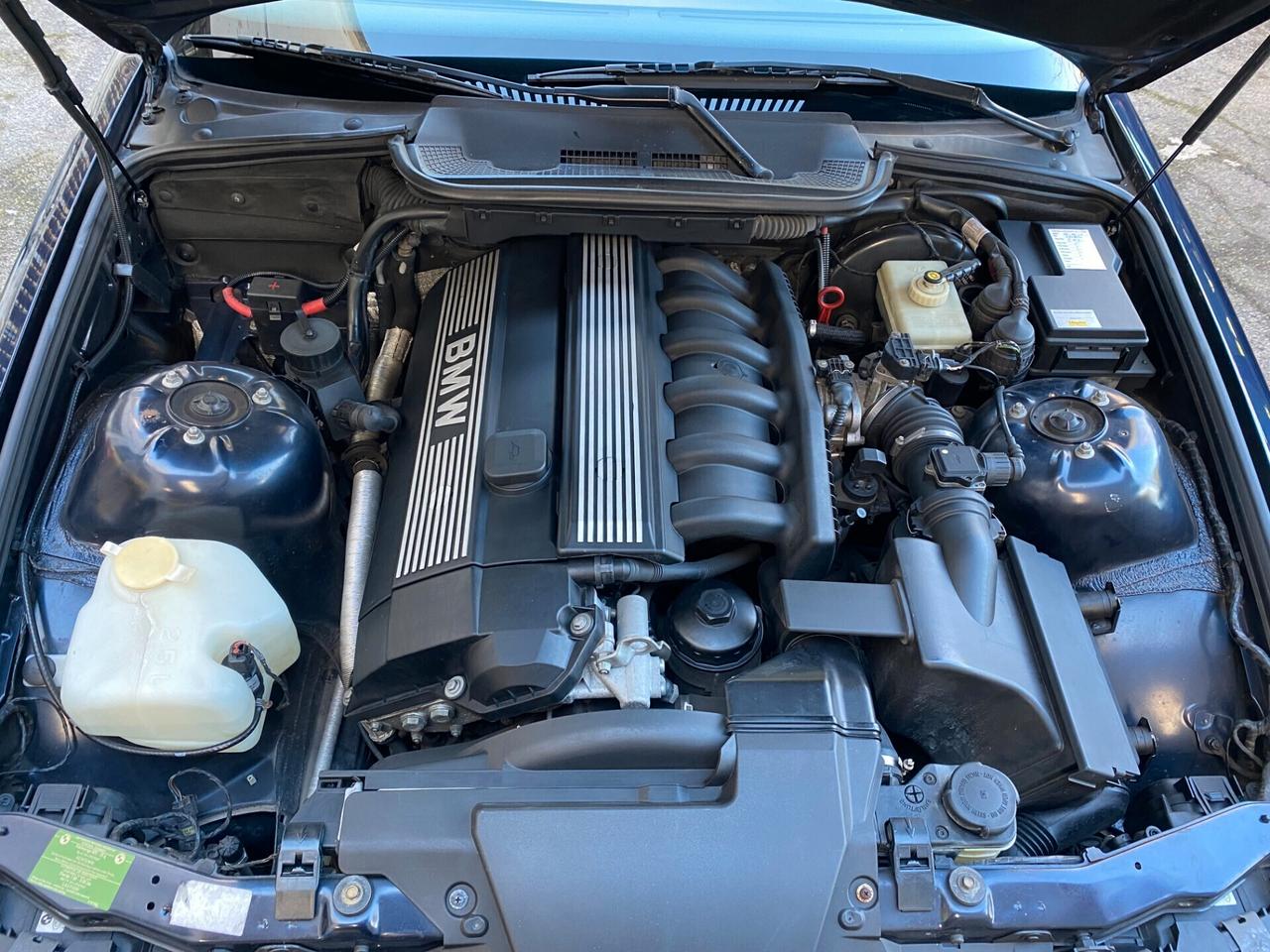 Bmw 320 320i 24V cat Cabriolet