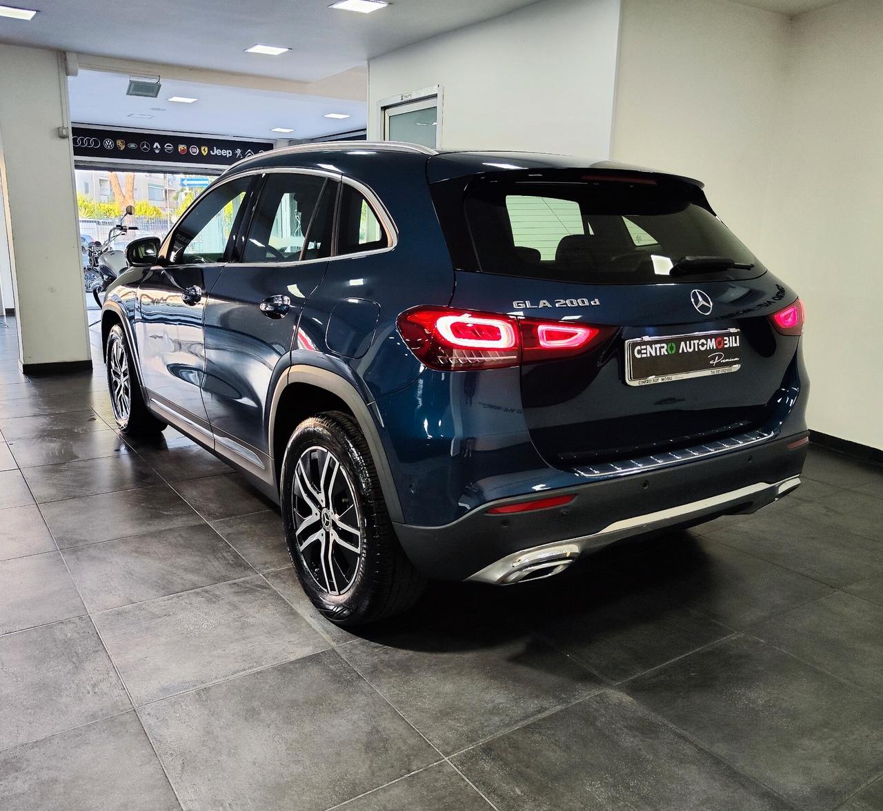Mercedes-benz GLA 200 d Automatic Sport Plus LED AMBIENTE