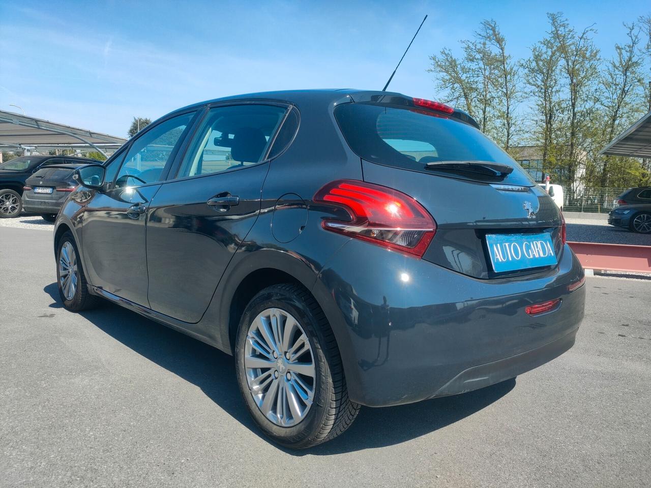 Peugeot 208 PureTech 82 5p. GPL Allure NEOPATENTATI
