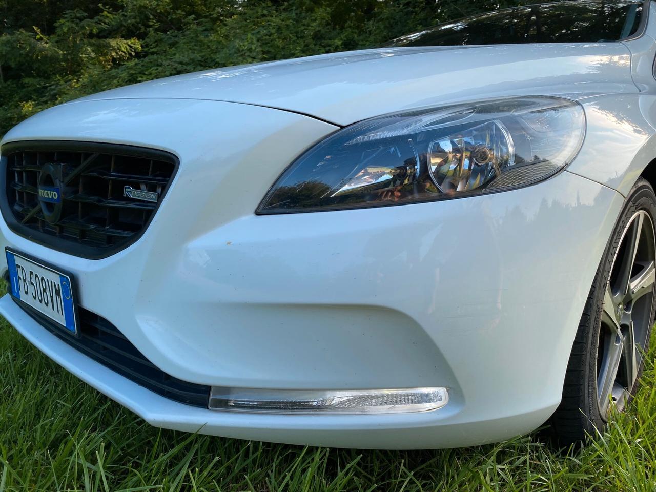 VOLVO V40 D2 1.6 114cv diesel