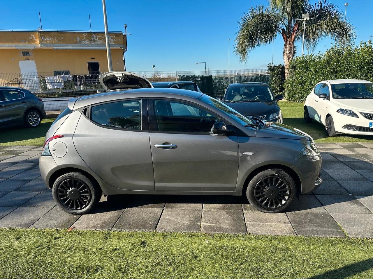 Lancia Ypsilon 1.2 69 CV 5 porte GPL Ecochic Gold 2022 33.000km