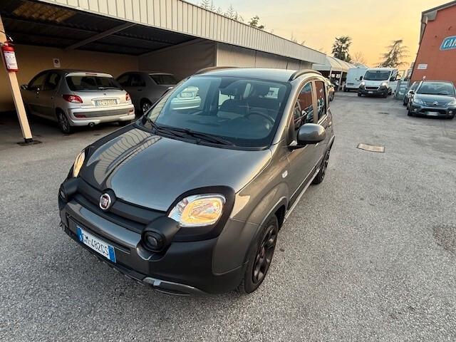 Fiat Panda 1.0 FireFly S&S Hybrid City Cross