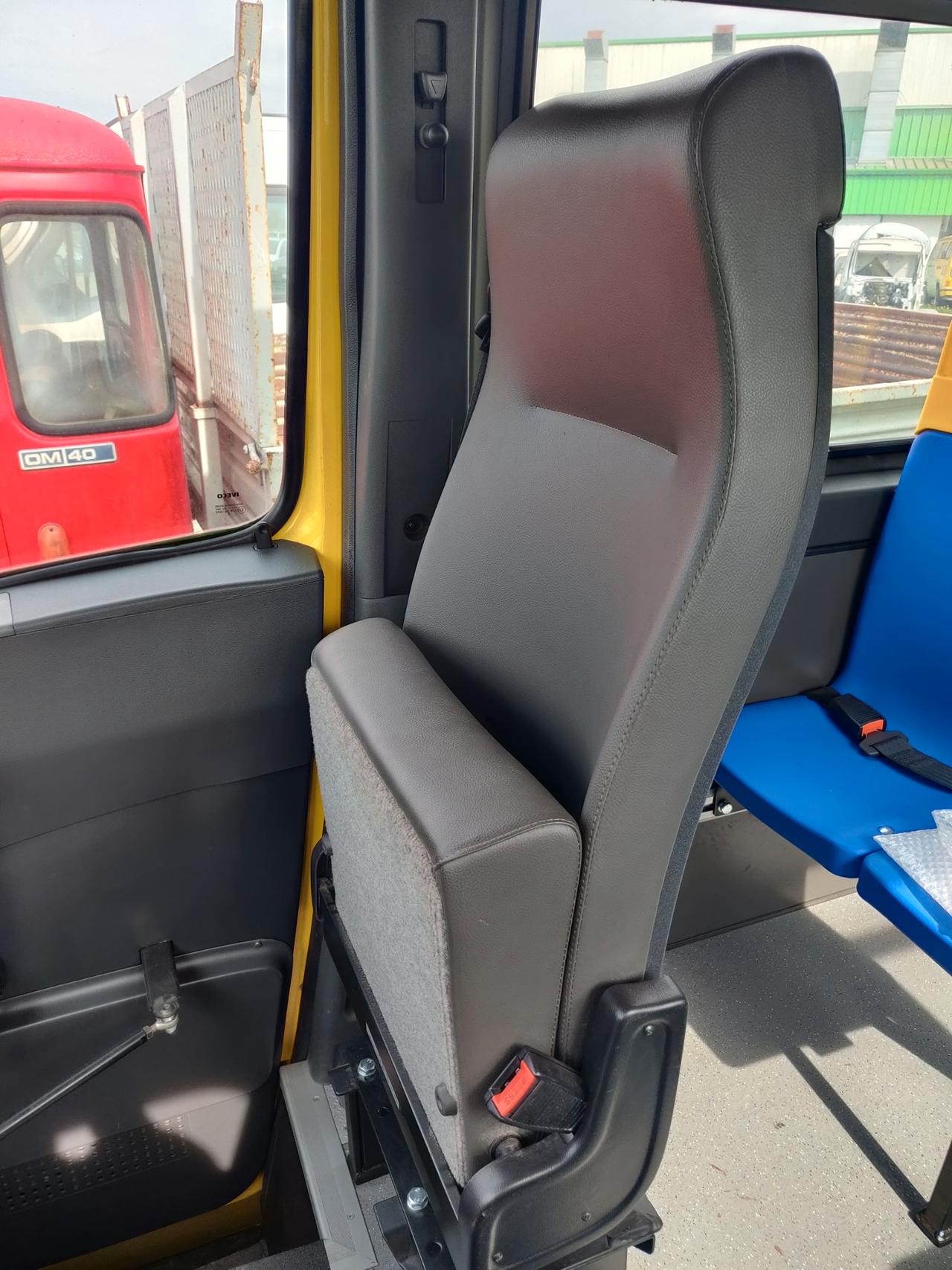 Iveco Daily SCUOLABUS 28 1 1 IRISBUS