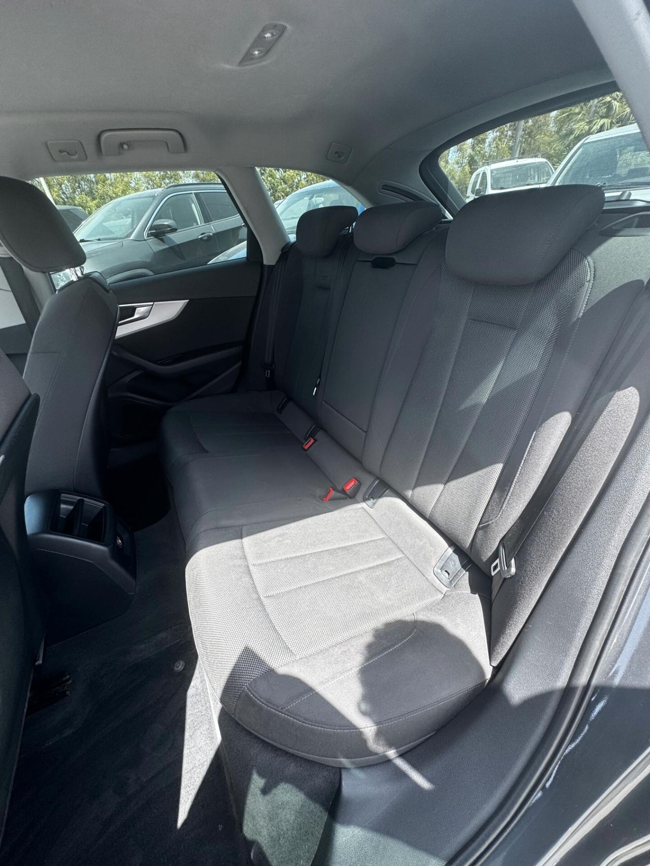 Audi A4 Avant 2.0 TDI 150 CV Business Sport