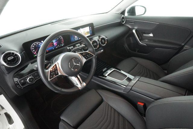 MERCEDES-BENZ A 180 A 180 Automatic Progressive Advanced