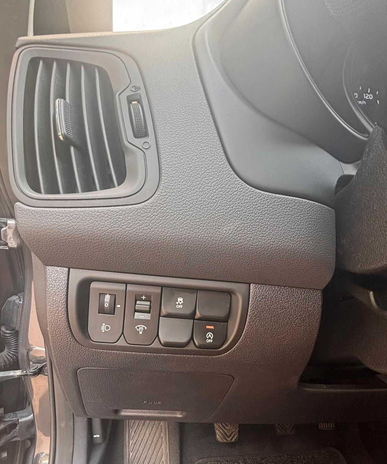 Kia Rio 1.1 CRDi WGT 5p. EX