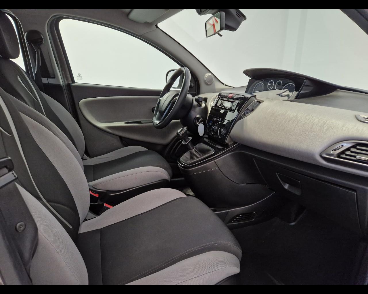 LANCIA Ypsilon III 2011 - Ypsilon 1.2 8v Elefantino ecochic Gpl 69c
