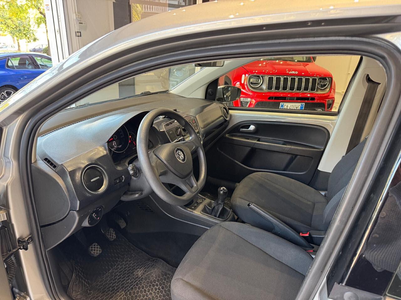 Volkswagen up! 1.0 5p. move “62.000KM”