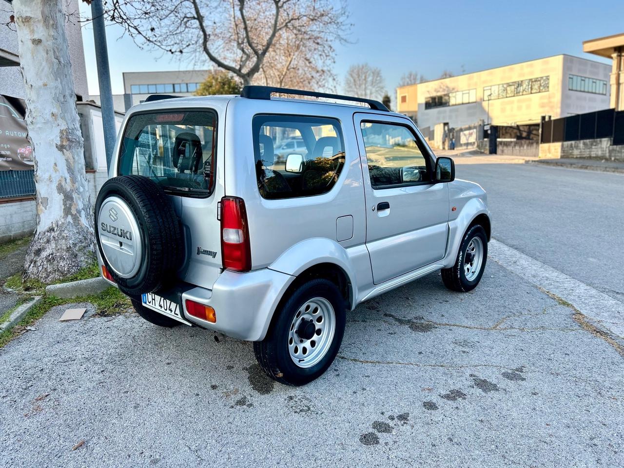 Suzuki Jimny 1.3i 16V cat 4WD JLX Special