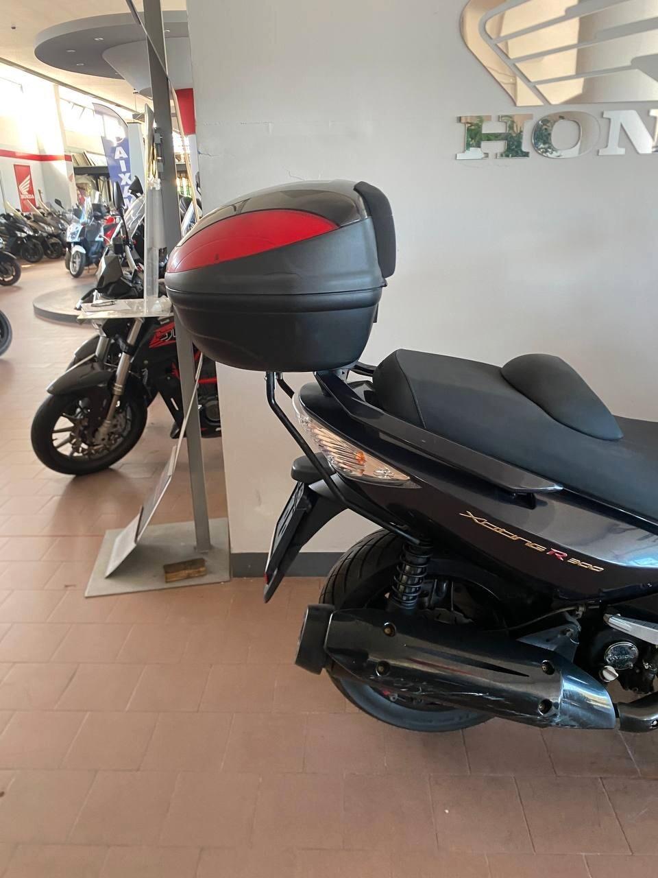 Kymco Xciting 300i r