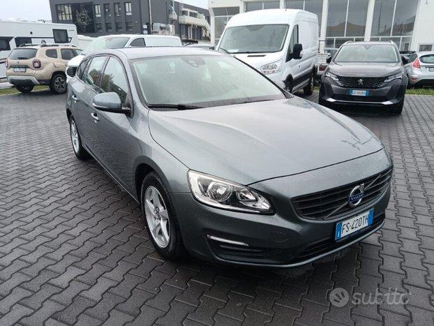 VOLVO V60 (2010-2018) V60 D2 Geartronic Kinetic