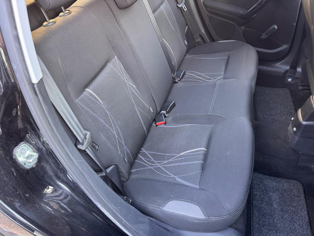 Peugeot 208 1.4 HDi 68 CV neopaten garanzia 12 mesi