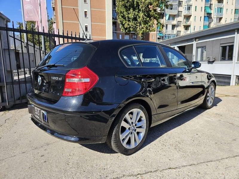 BMW Serie 1 120d 5p Attiva dpf