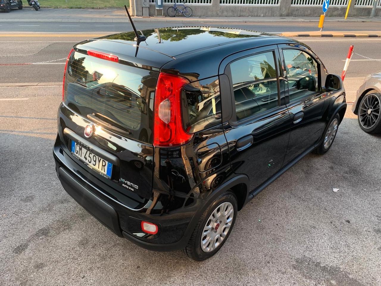 Fiat Panda 1.0 FireFly S&S Hybrid Uniprop. Neopat.