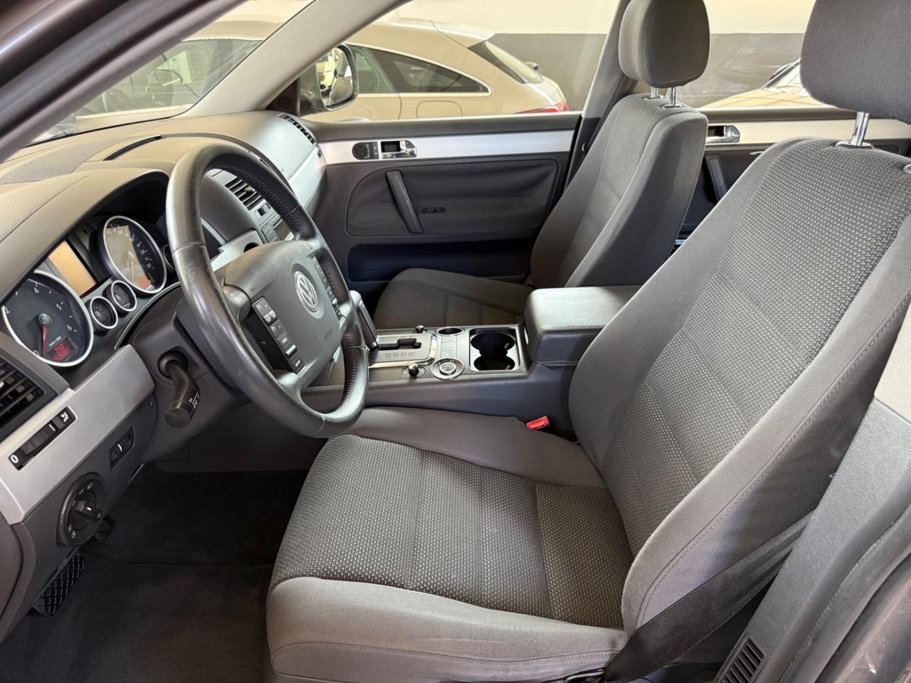 Volkswagen Touareg 2.5 R5 TDI DPF tiptronic