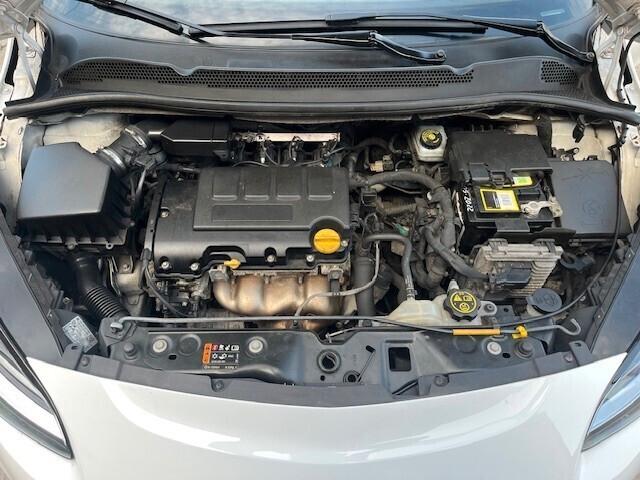 Opel Corsa 1.4 90CV GPL Tech 5 porte Advance