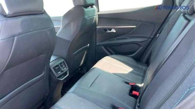 Peugeot 3008 1.6 HYBRID PHEV Allure