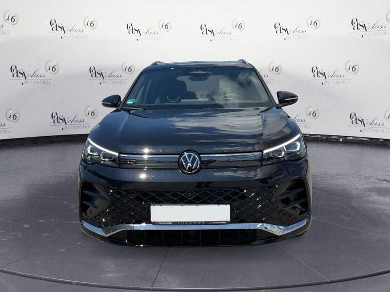 Volkswagen Tiguan 2.0 TDI 150 CV EVO SCR DSG Nuovo Modello R-Line 19" Led Matrix Camera 360°