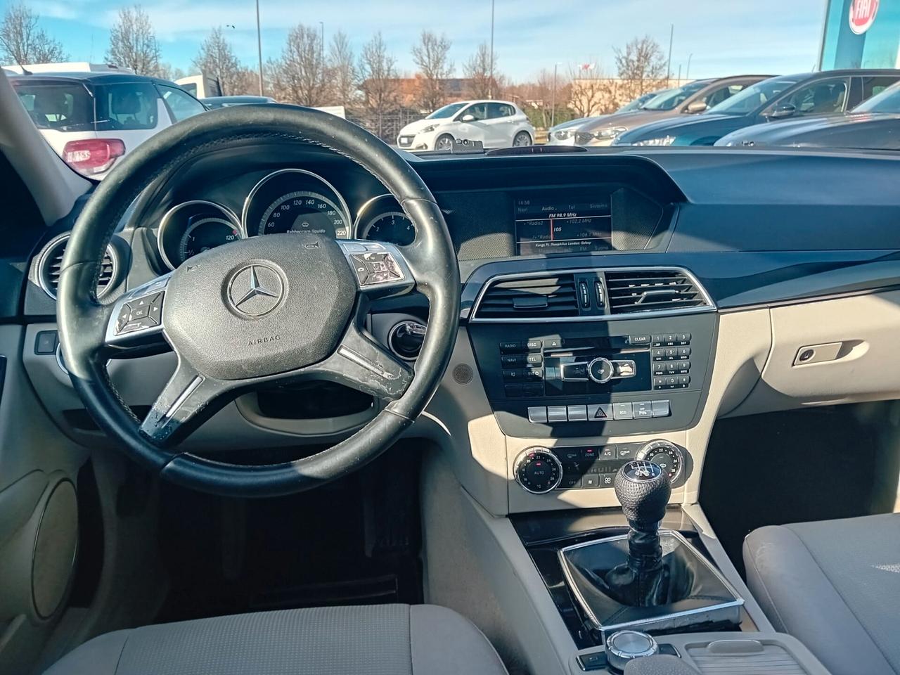 Mercedes-benz C 200 CDI BlueEFFICIENCY Avantgarde