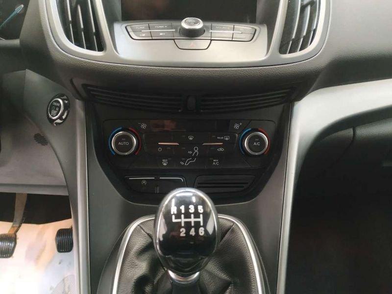 Ford Kuga 1.5 tdci Business s&s 2wd 120cv my18