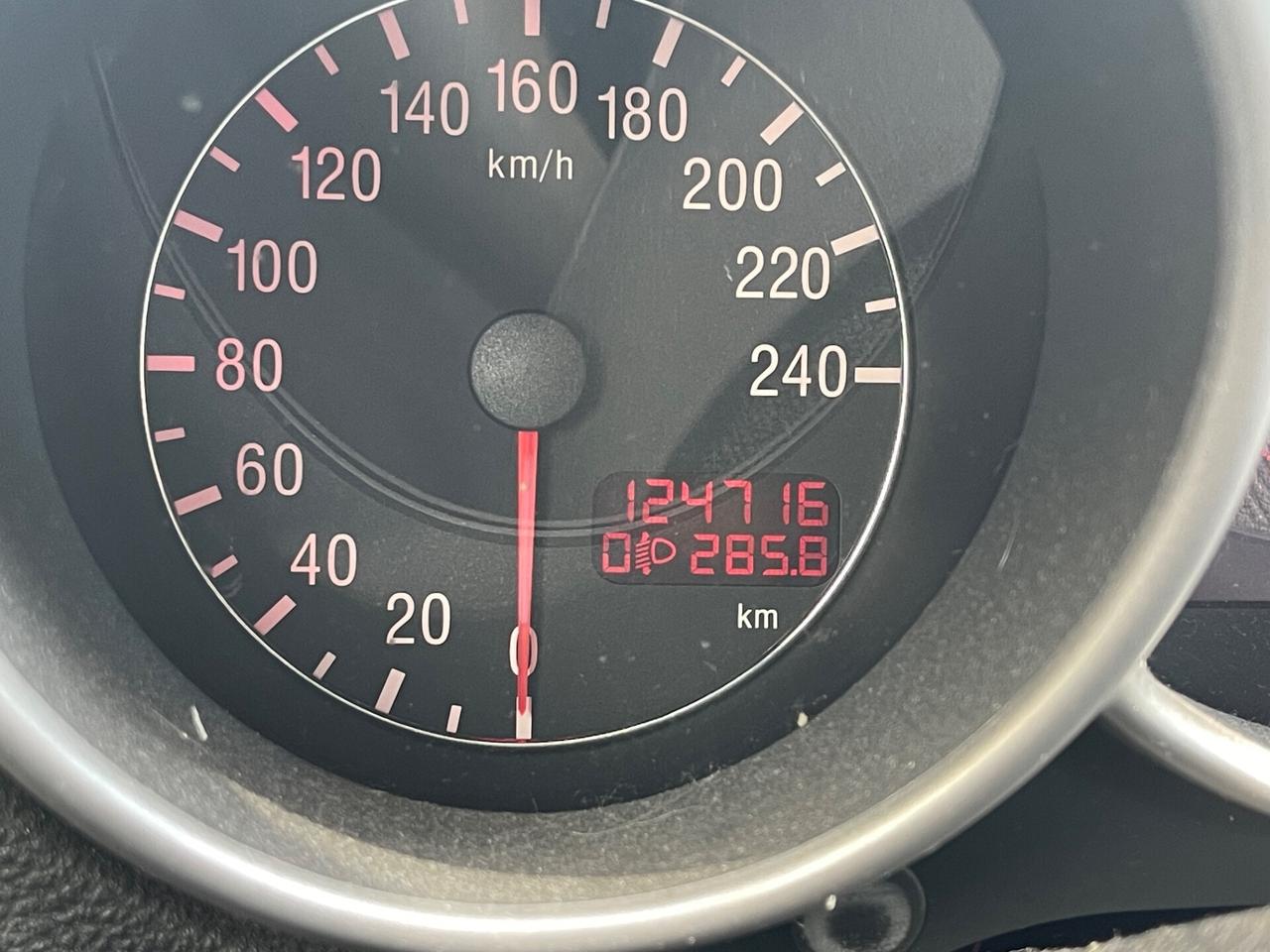 Alfa Romeo 147 1.6i benzina T- Spark neopatentati