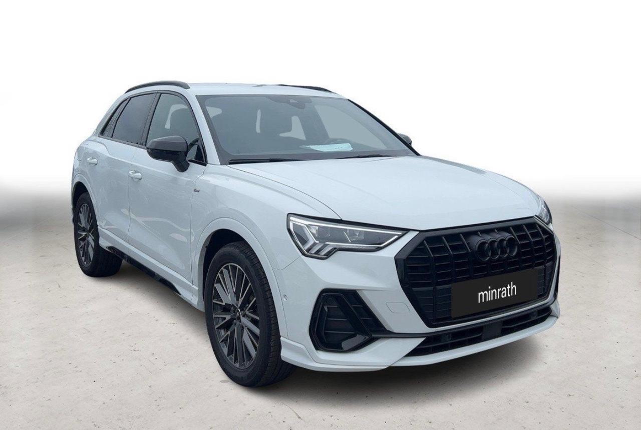 Audi Q3 45 TFSI S tronic S LINE interno esterno