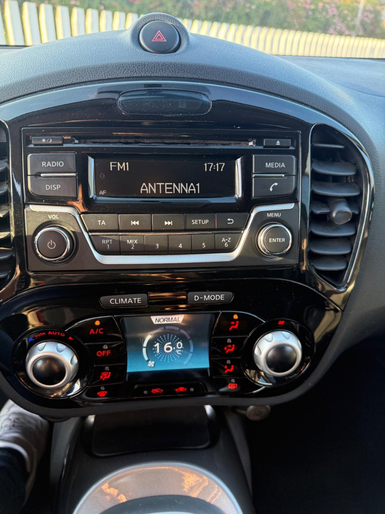 Nissan Juke 1.6 GPL Acenta