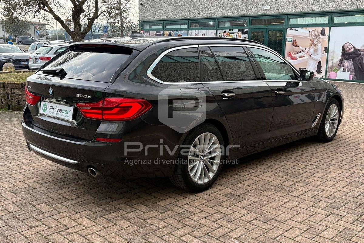 BMW 520d xDrive Touring Luxury