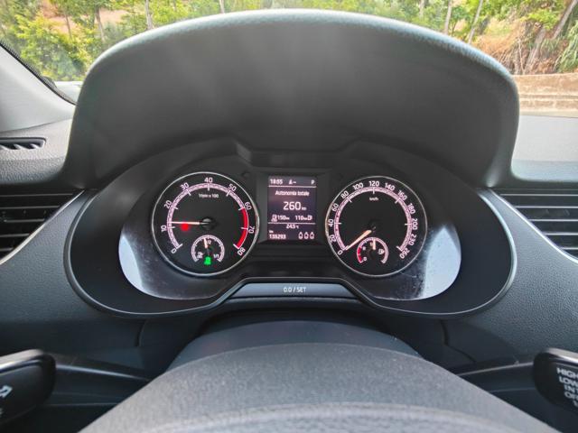 SKODA Octavia 1.5 DSG Wagon Executive G-Tec