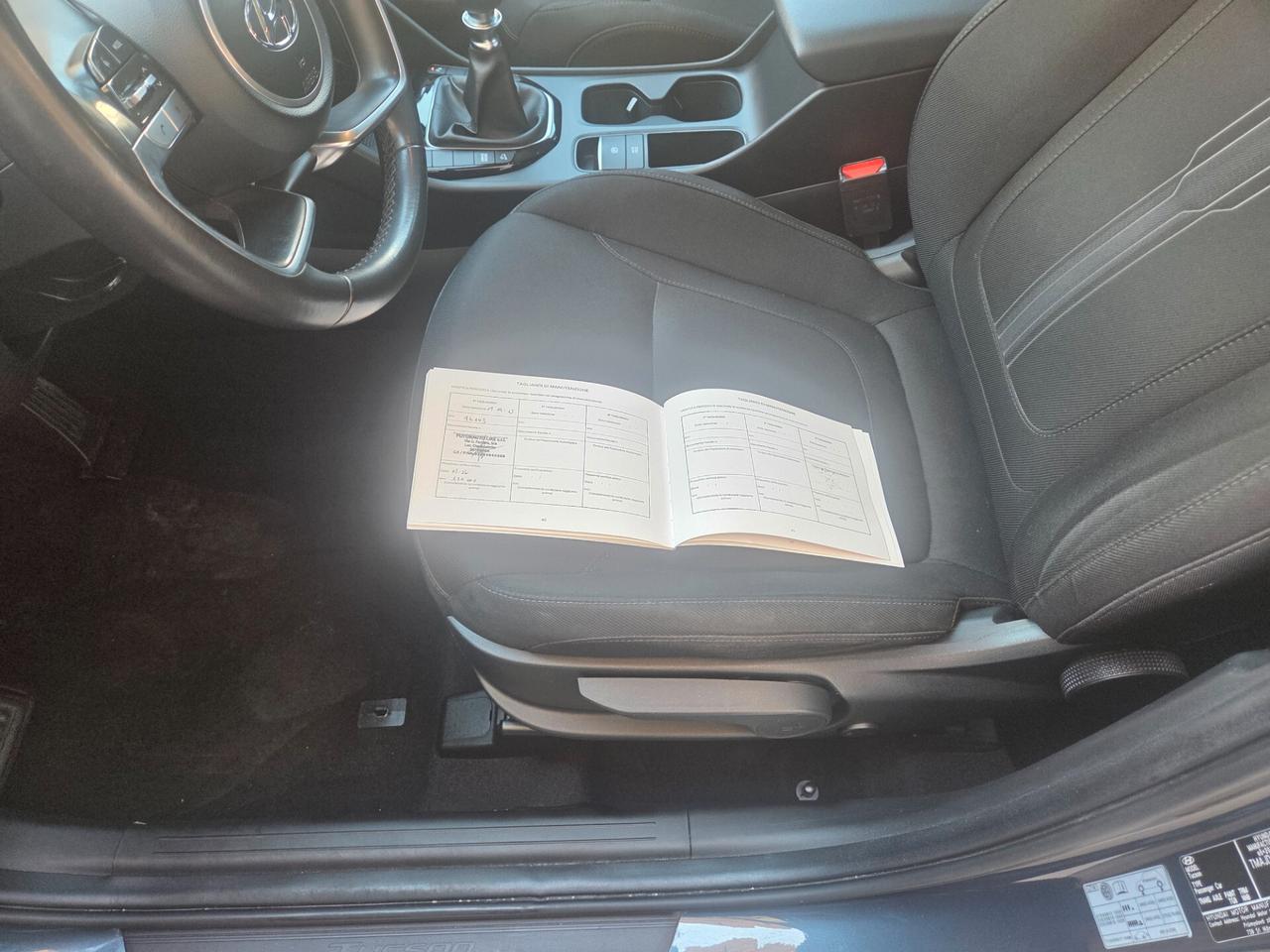 HYUNDAI TUCSON ANNO 2022 SOLI KM 120000 CERTIFICATI