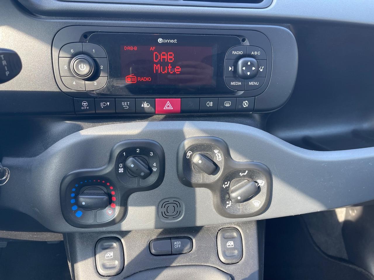Fiat Panda 1.0 FireFly S&S Hybrid Sport NEOPATENTATI