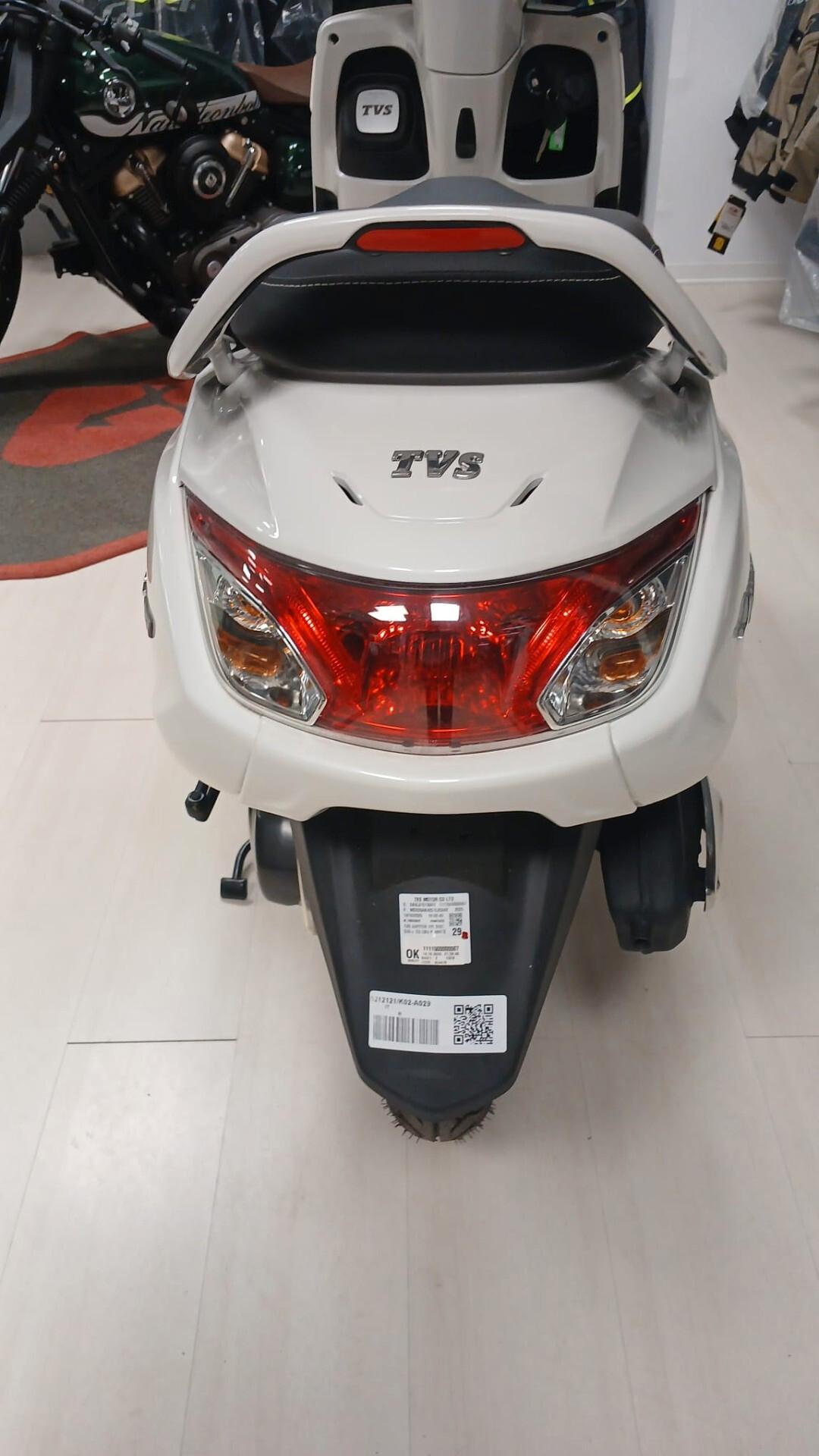 Tvs Jupiter 125 scooter