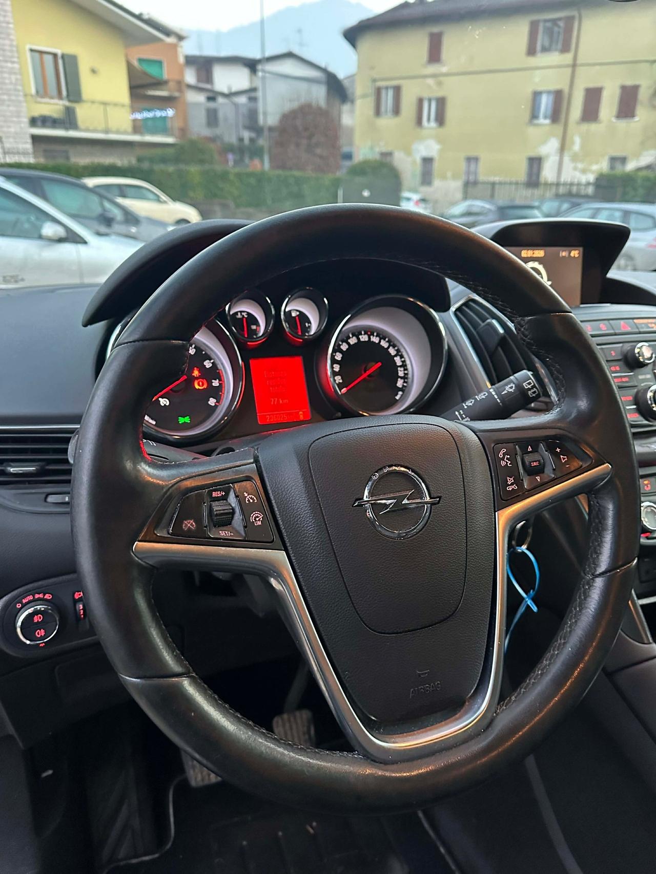 Opel ZAFIRA TOURER 7POSTI KMCERT GARANZ UNICOPR