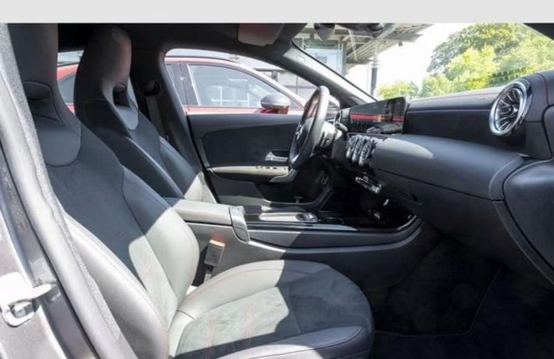 Mercedes-Benz CLA CLA Shooting Brake 200 d AMG Premium LED NAVI CAMERA