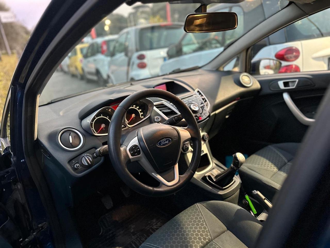 FORD FIESTA TITANIUM GARANZIA 12 MESI