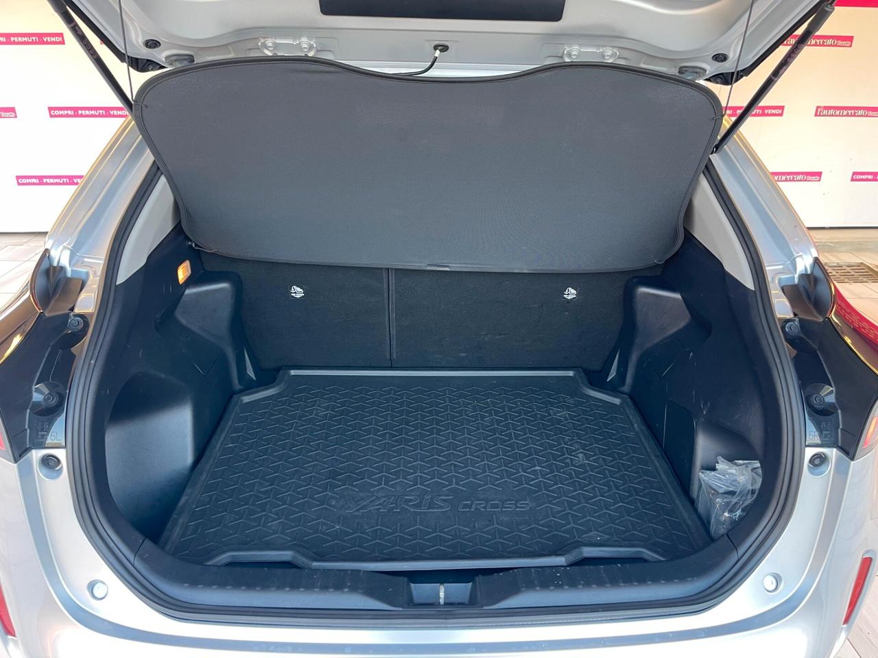 TOYOTA Yaris Cross Yaris Cross 1.5 Hybrid 5p. E...