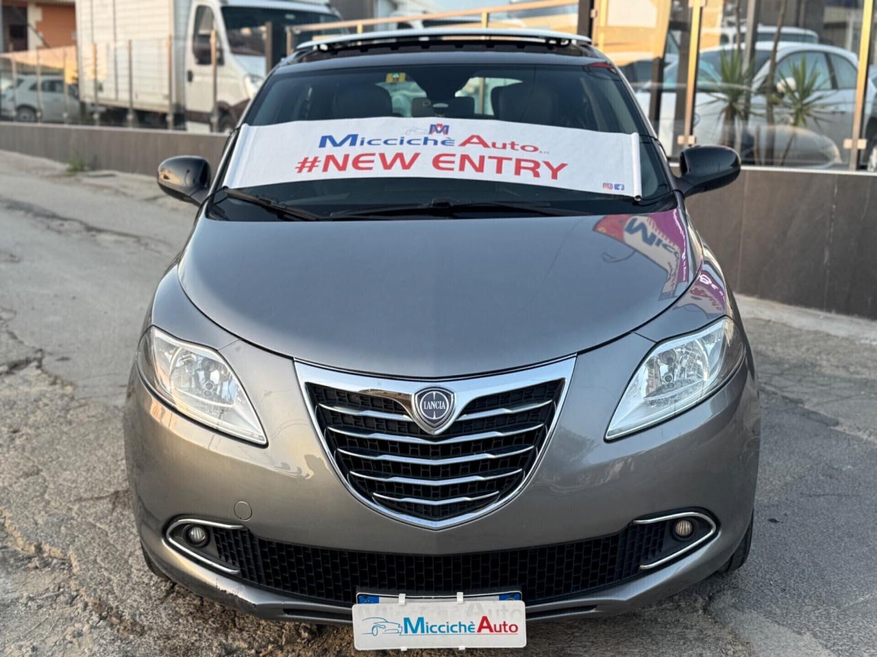 LANCIA YPSILON 1.3 MJT II 95 CV PLATINUM EDITION TETTO FULL