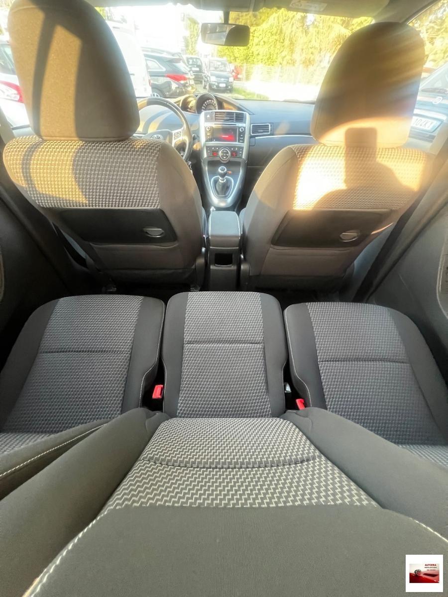 TOYOTA - Verso - 1.6 D-4D Style 7 posti