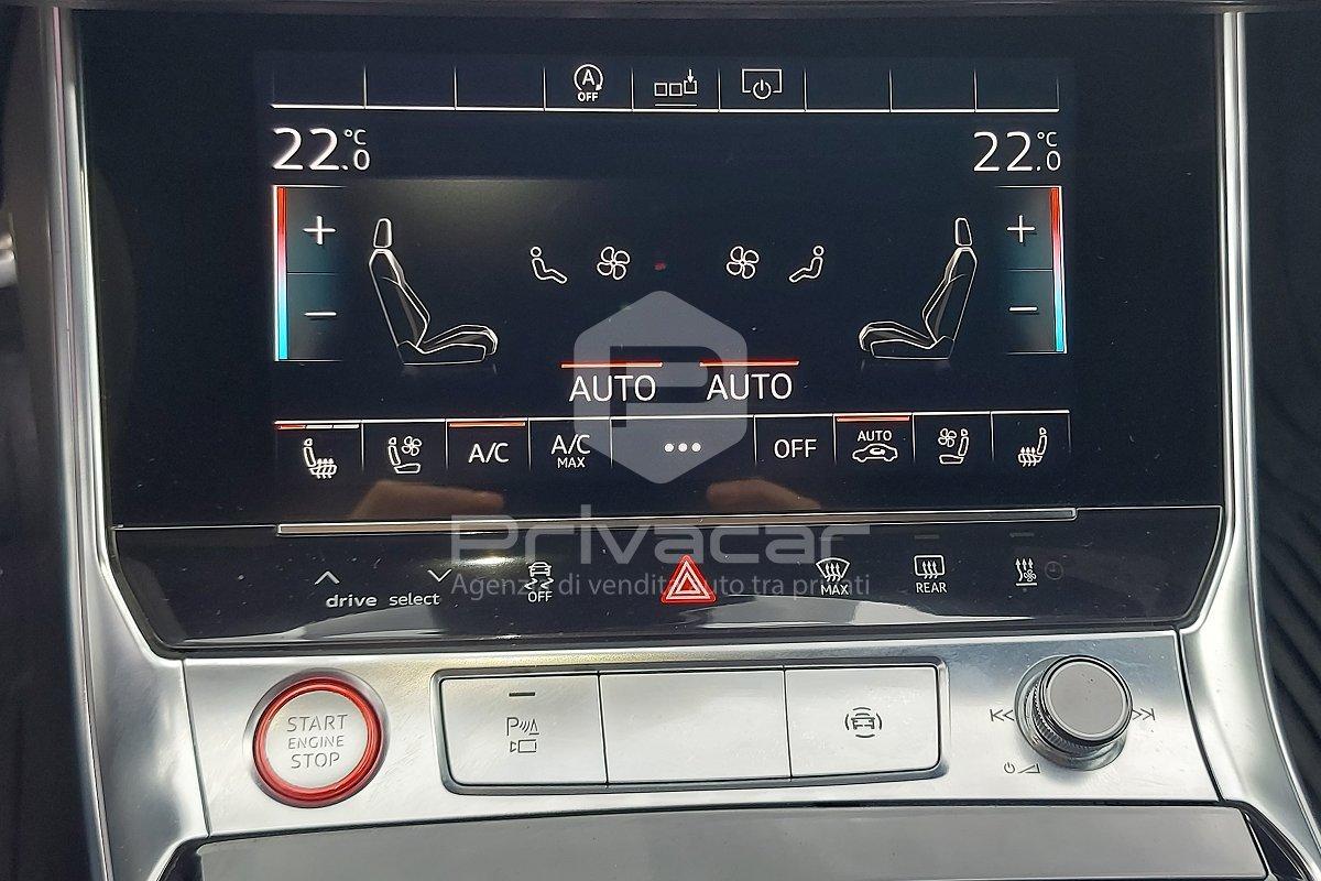 AUDI RS 6 Avant 4.0 TFSI V8 quattro tiptronic